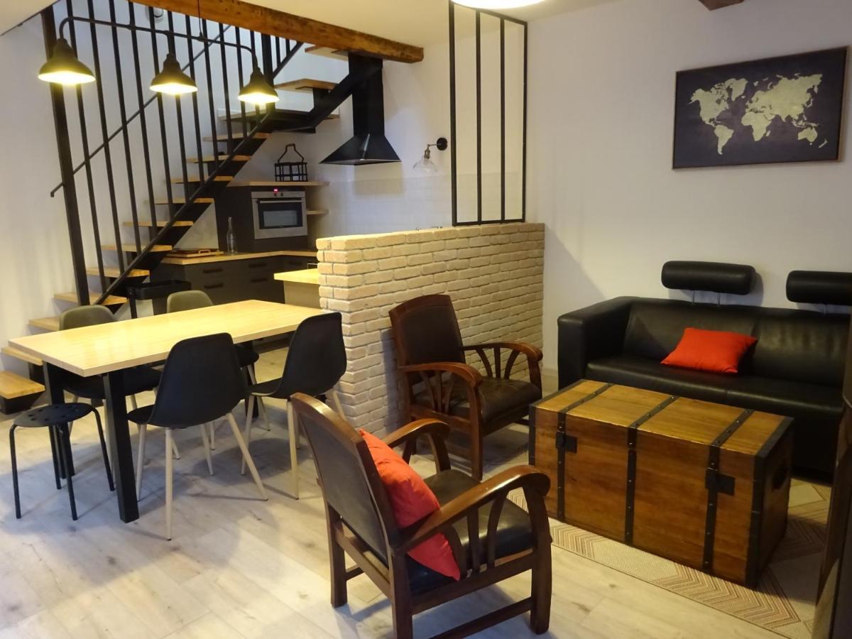 Chatte : Agreable Maison De Rue Luaran gambar